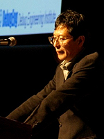 写真：招待講演